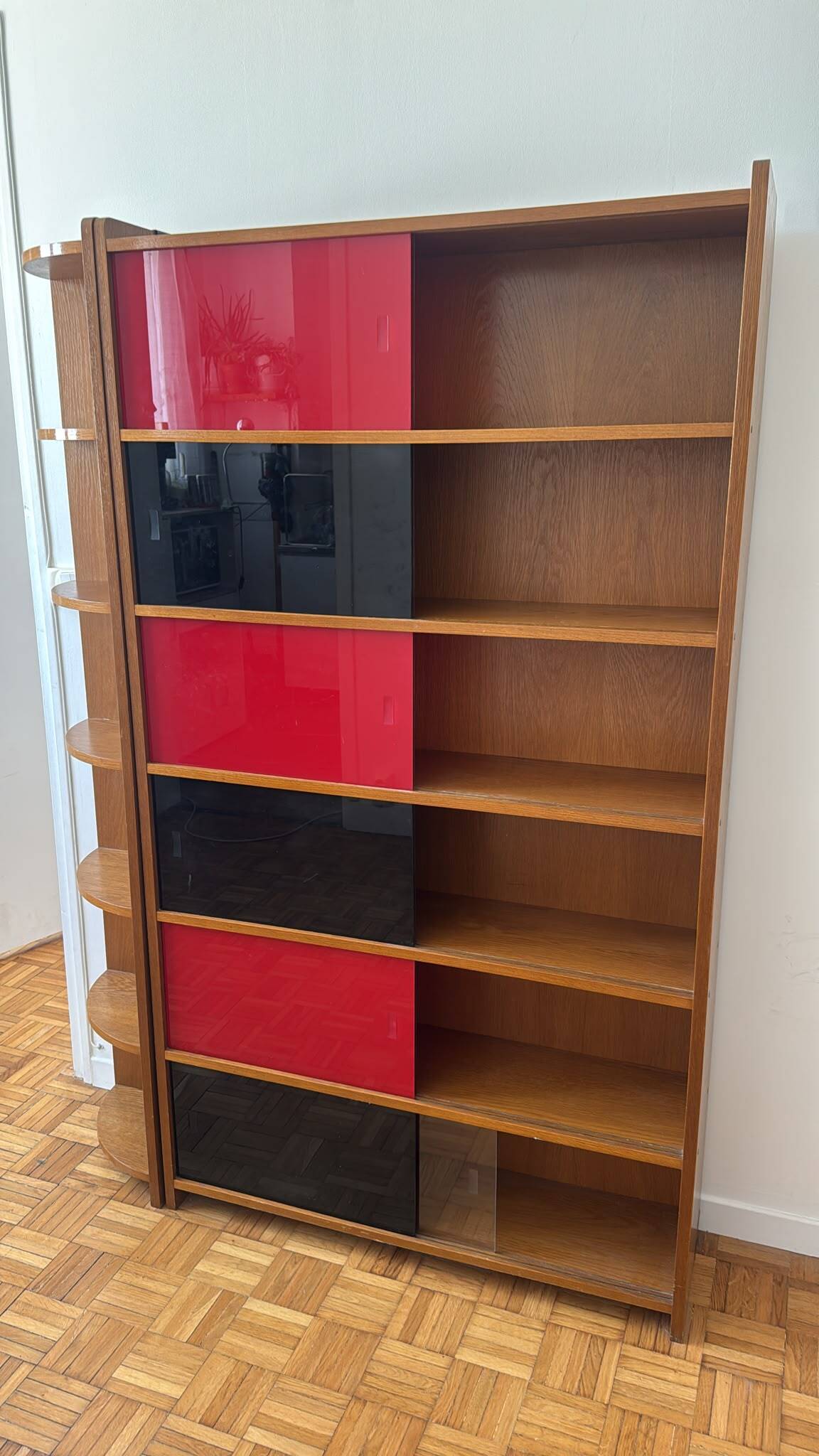 Shelf, glass-fronted bookcase
