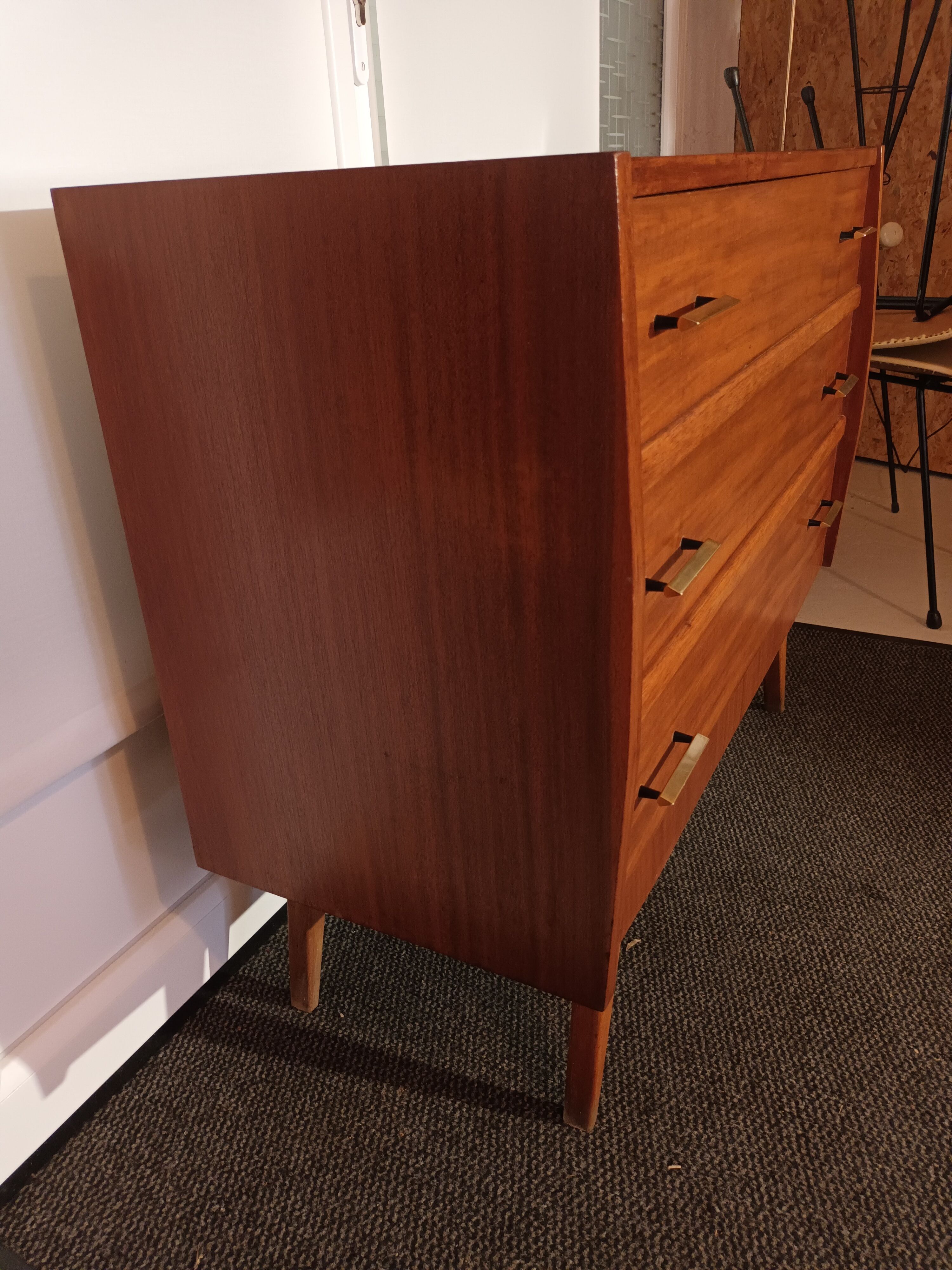 Vintage chest of drawers