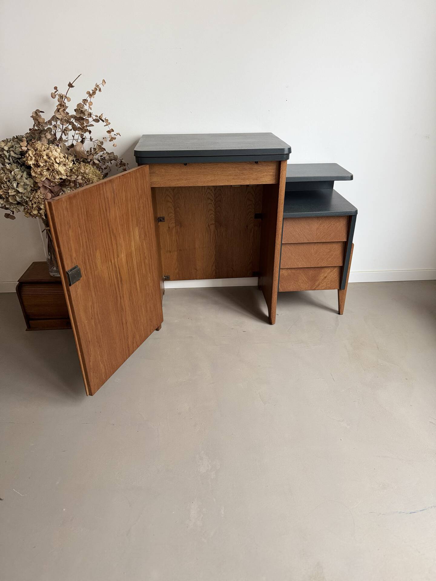 Bureau Singer 