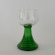 Un ensemble de 6 verres à vin vintage MCM en forme de ruche verte.
