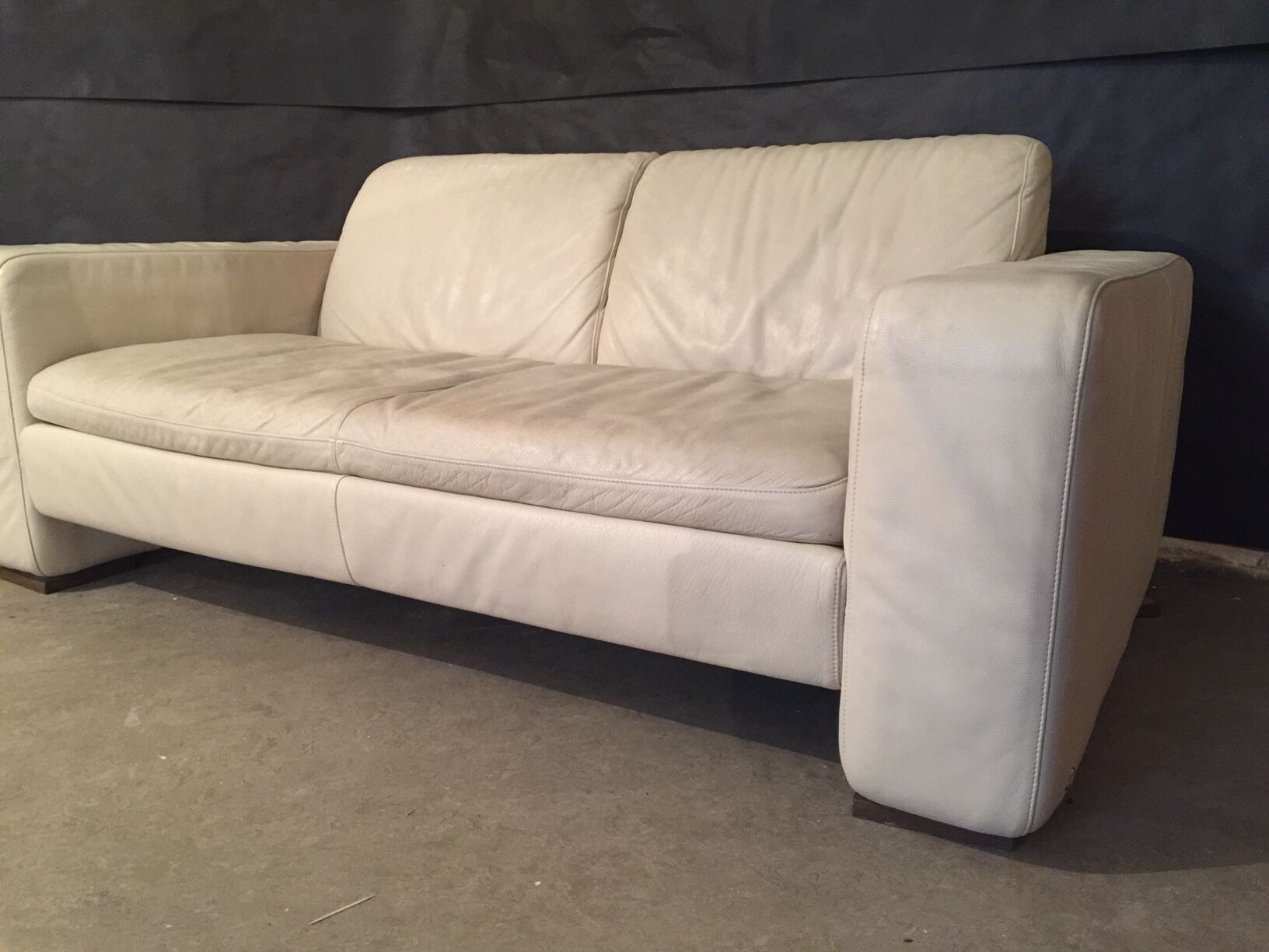 Natuzzi design sofa in cream leather