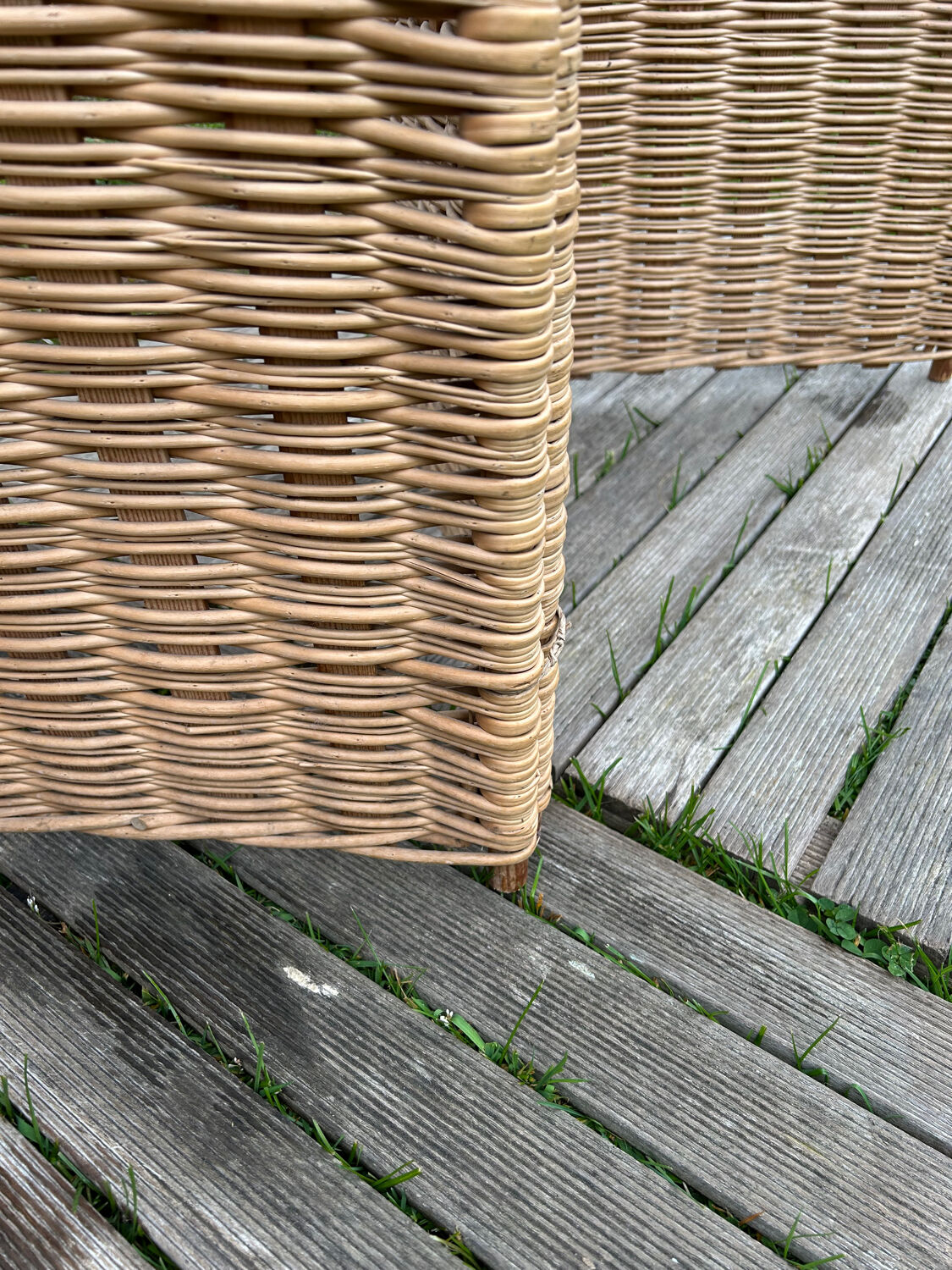 Vintage 1960s woven wicker screen