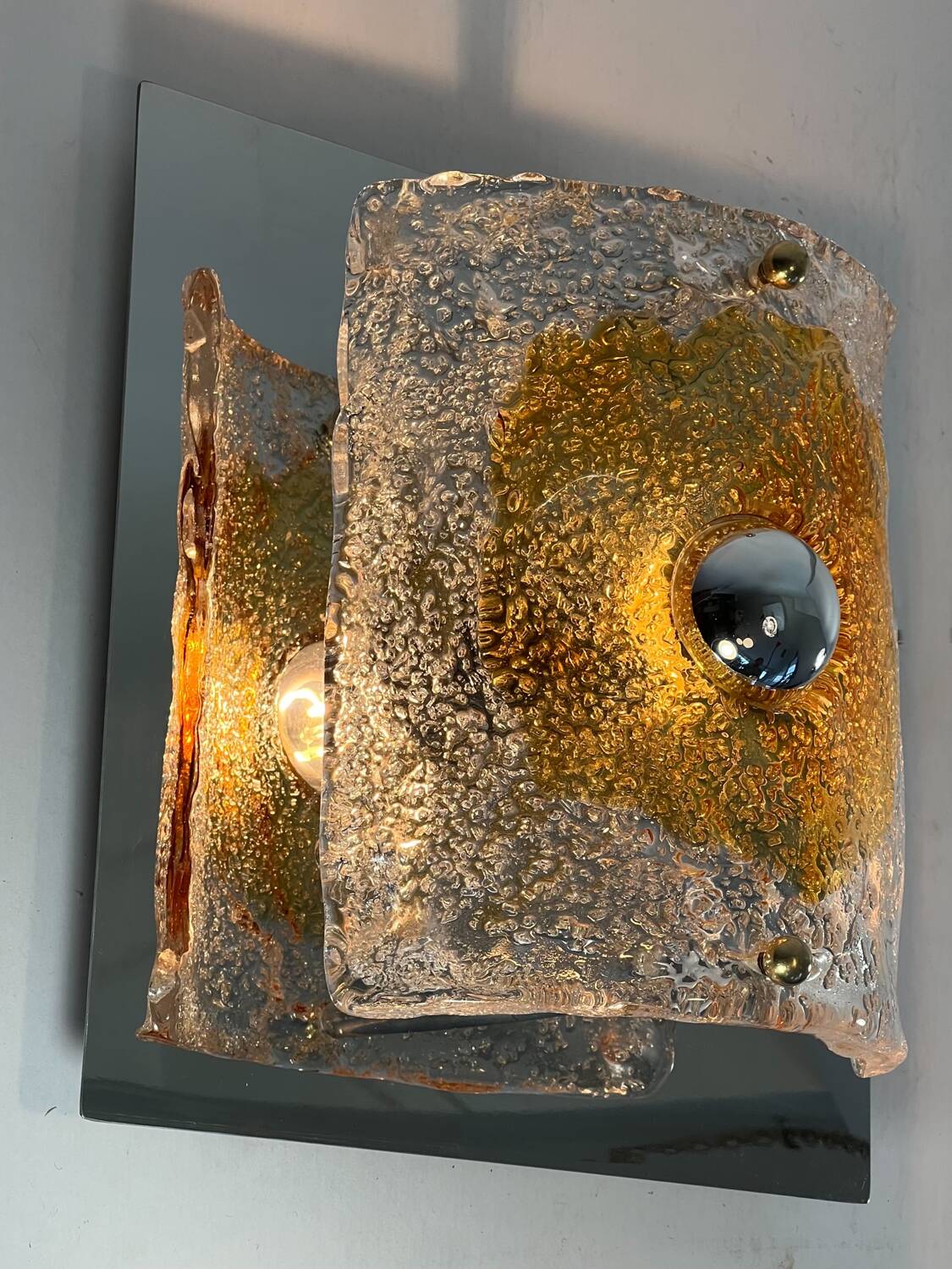 Italian chrome and Murano glass wall light from the 1970s.
