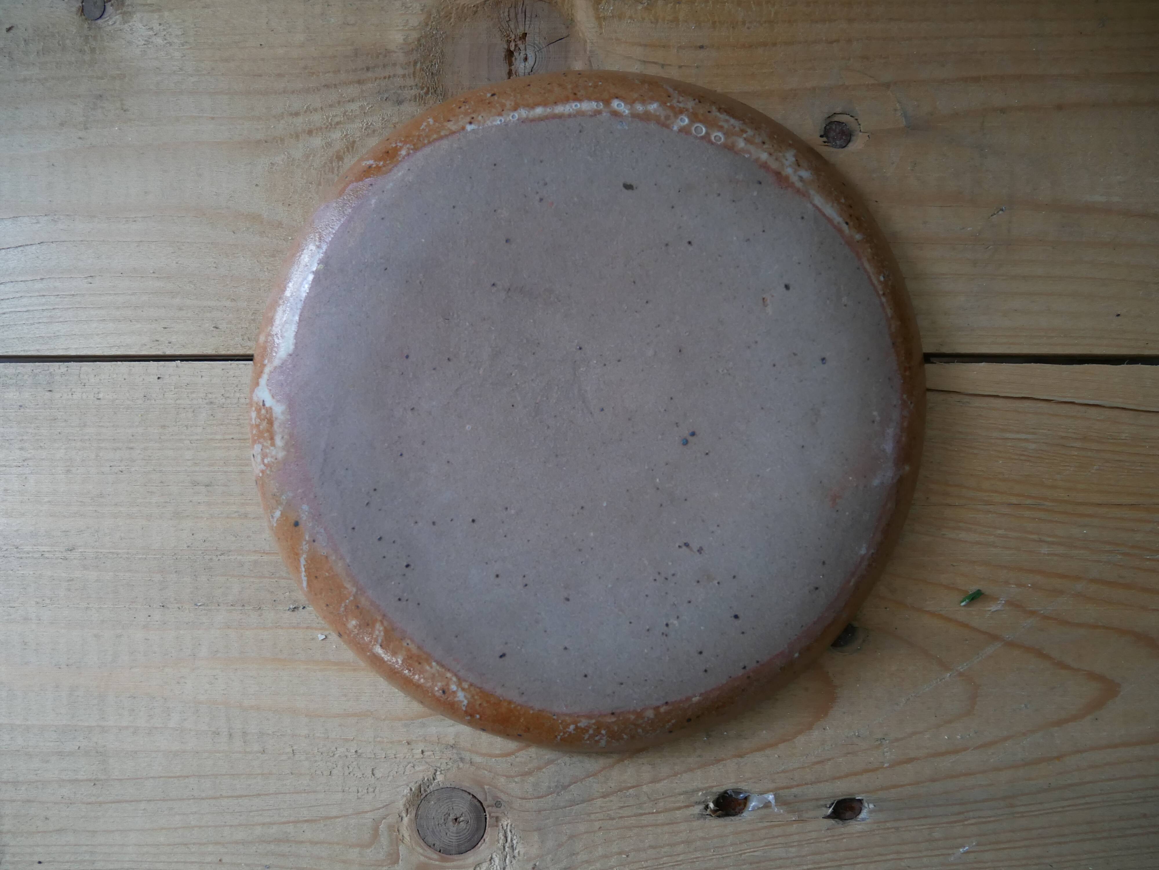 Lot 10 dessert plates in sandstone