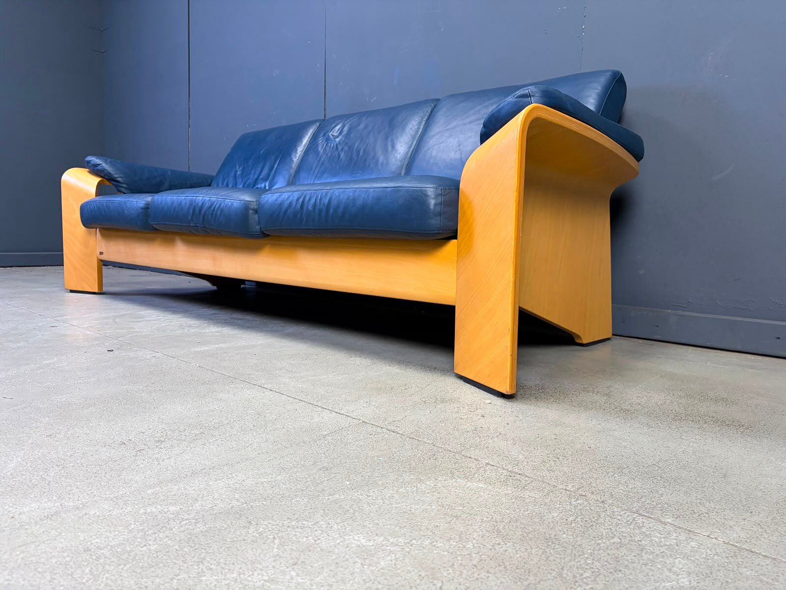 Vintage Pegasus 3 seater reclining sofa by Ekornes, Norway, 1990s