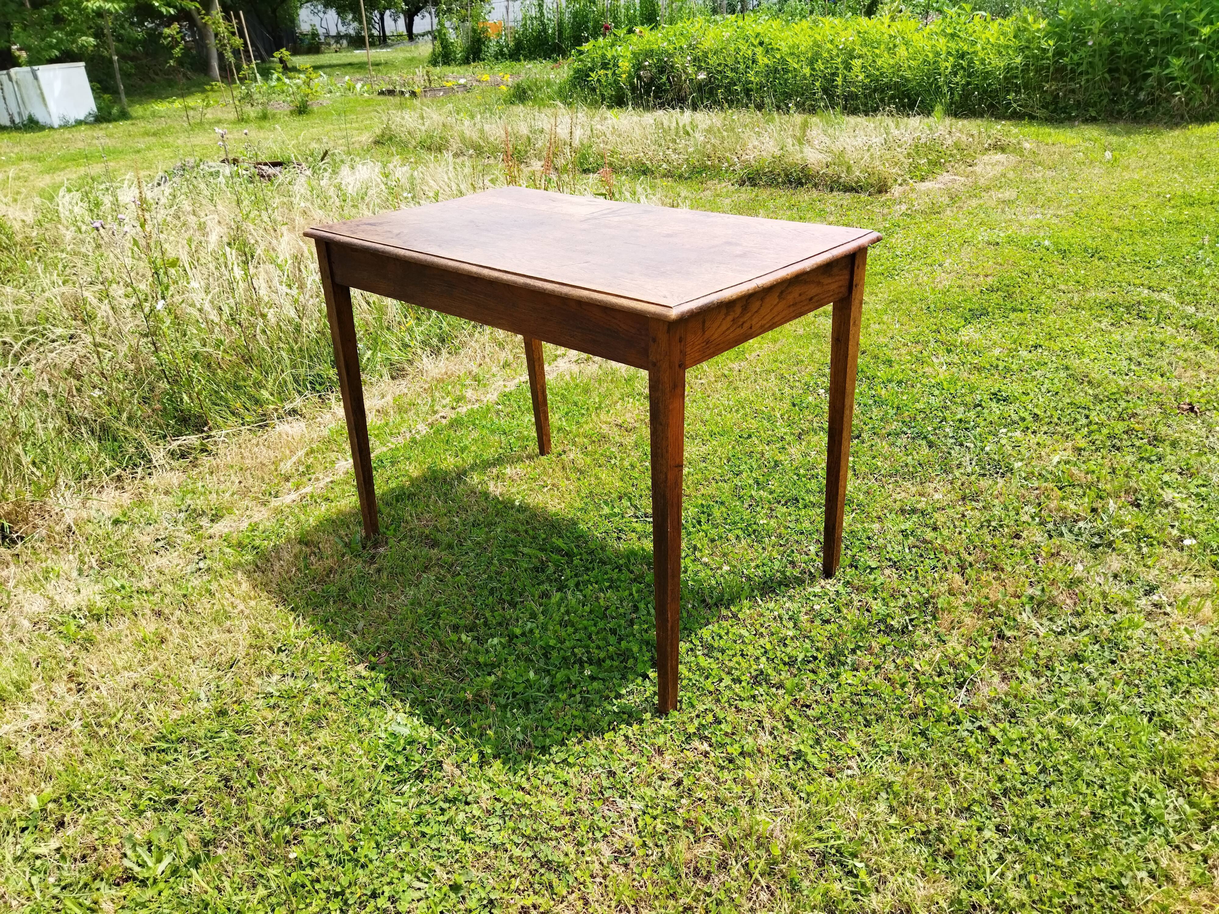 Desktop foot spindles