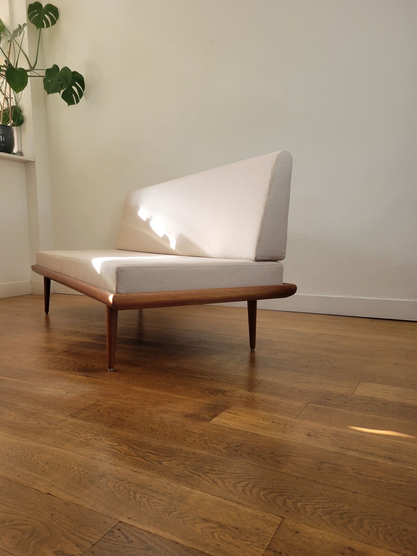 Vintage Danish sofa, Minerva model by Peter Hvidt & Orla Molgaard-Nielsen