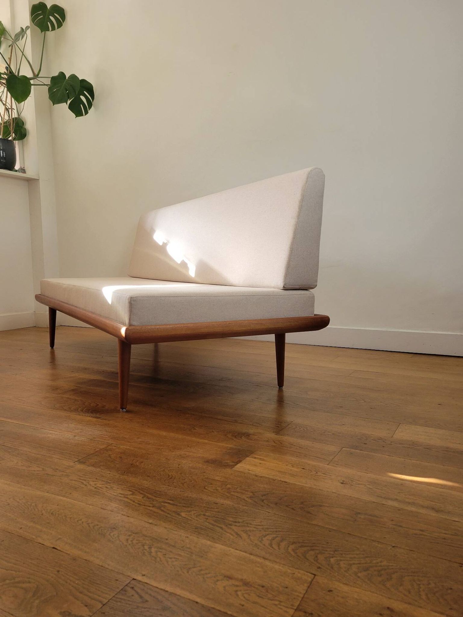 Vintage Danish sofa, Minerva model by Peter Hvidt & Orla Molgaard-Nielsen