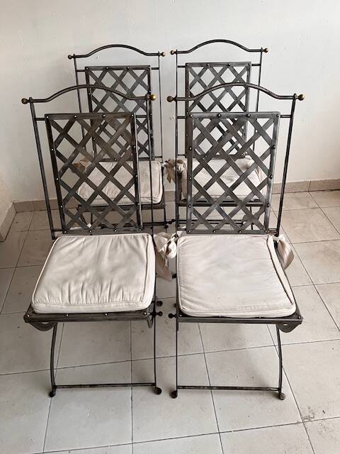 Set of 4 handcrafted steel chairs