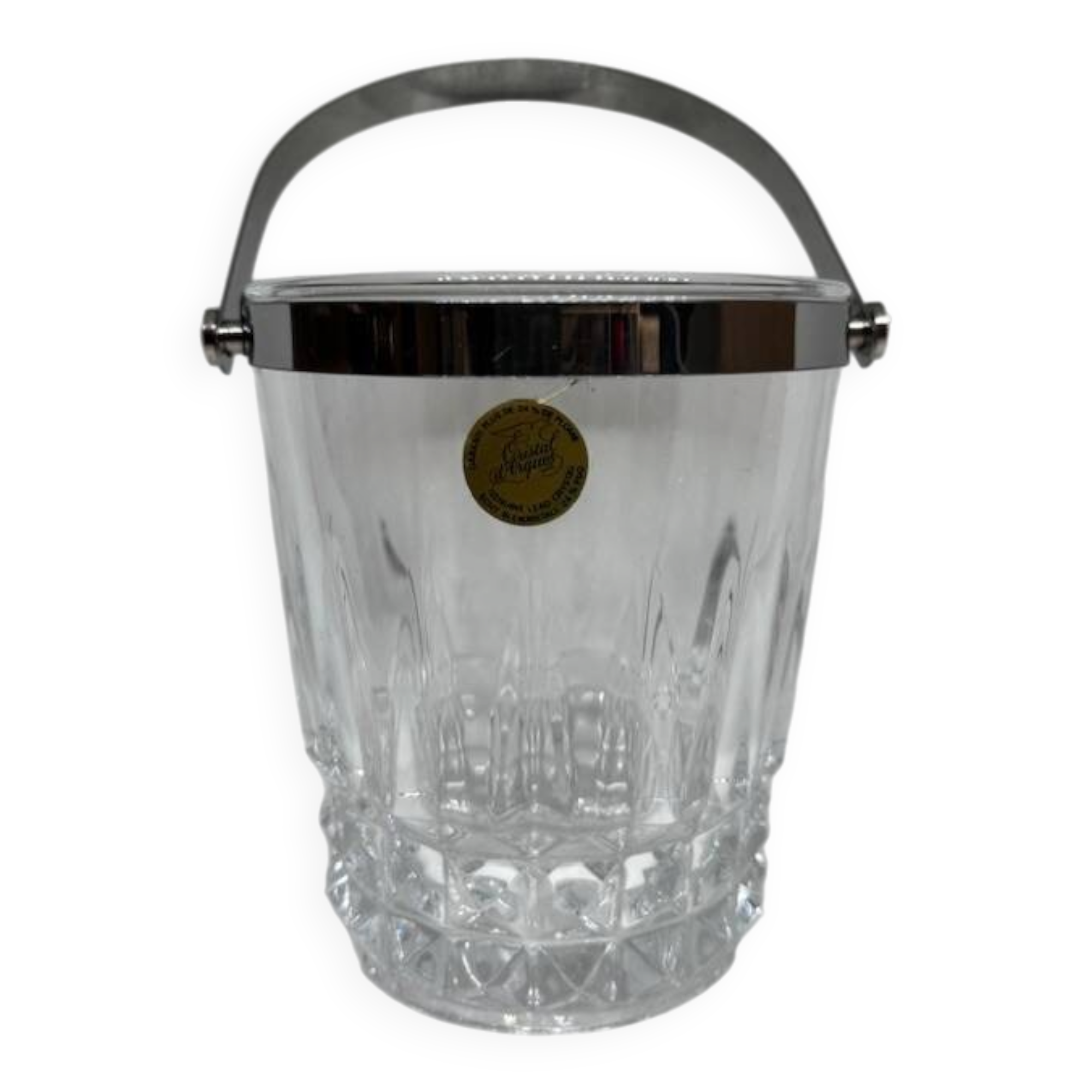 Diamond-cut crystal ice bucket