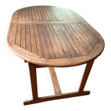 Extendable garden table with four chairs