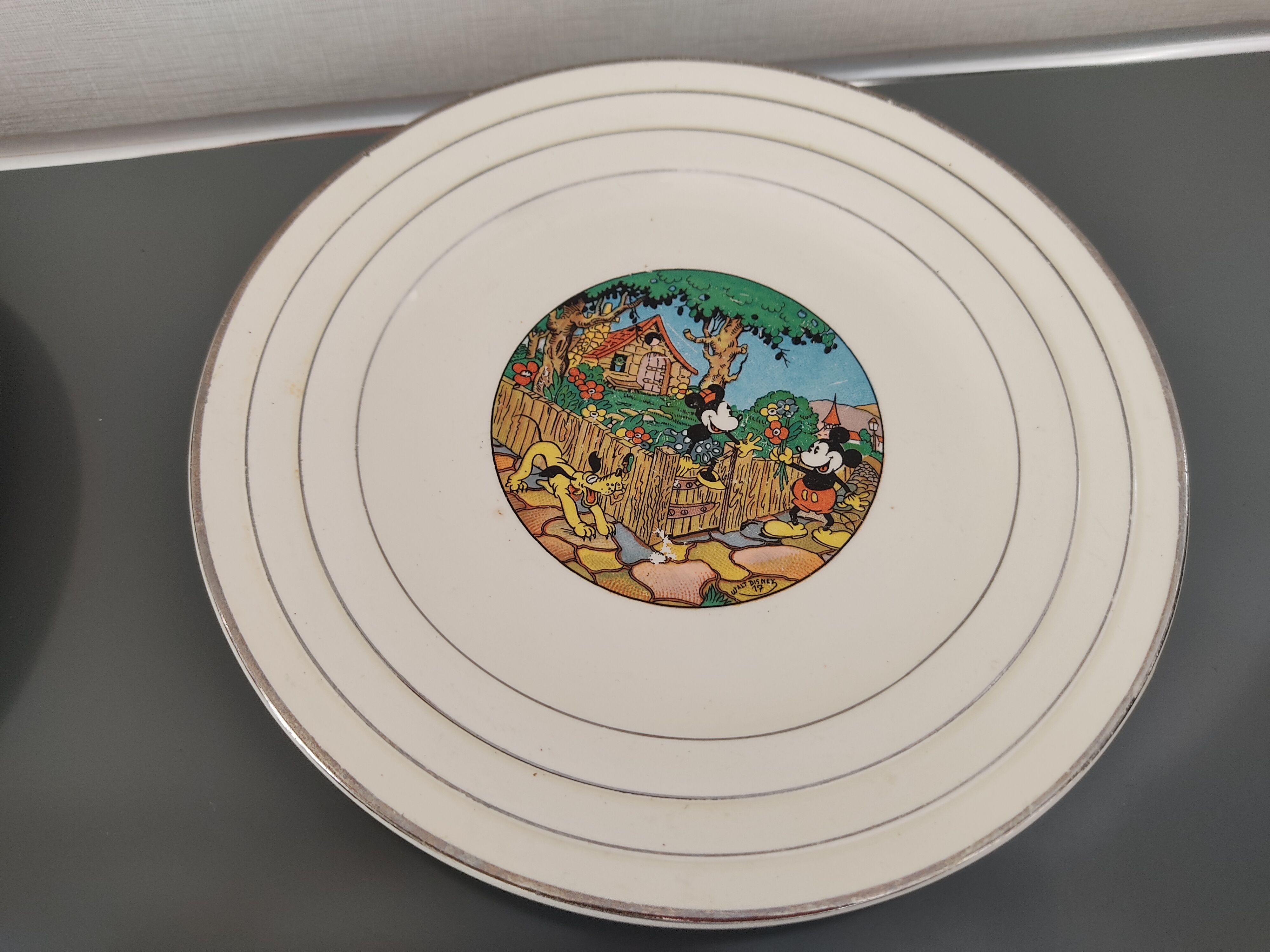 1930 Mickey mouse-Walt Disney dessert plates