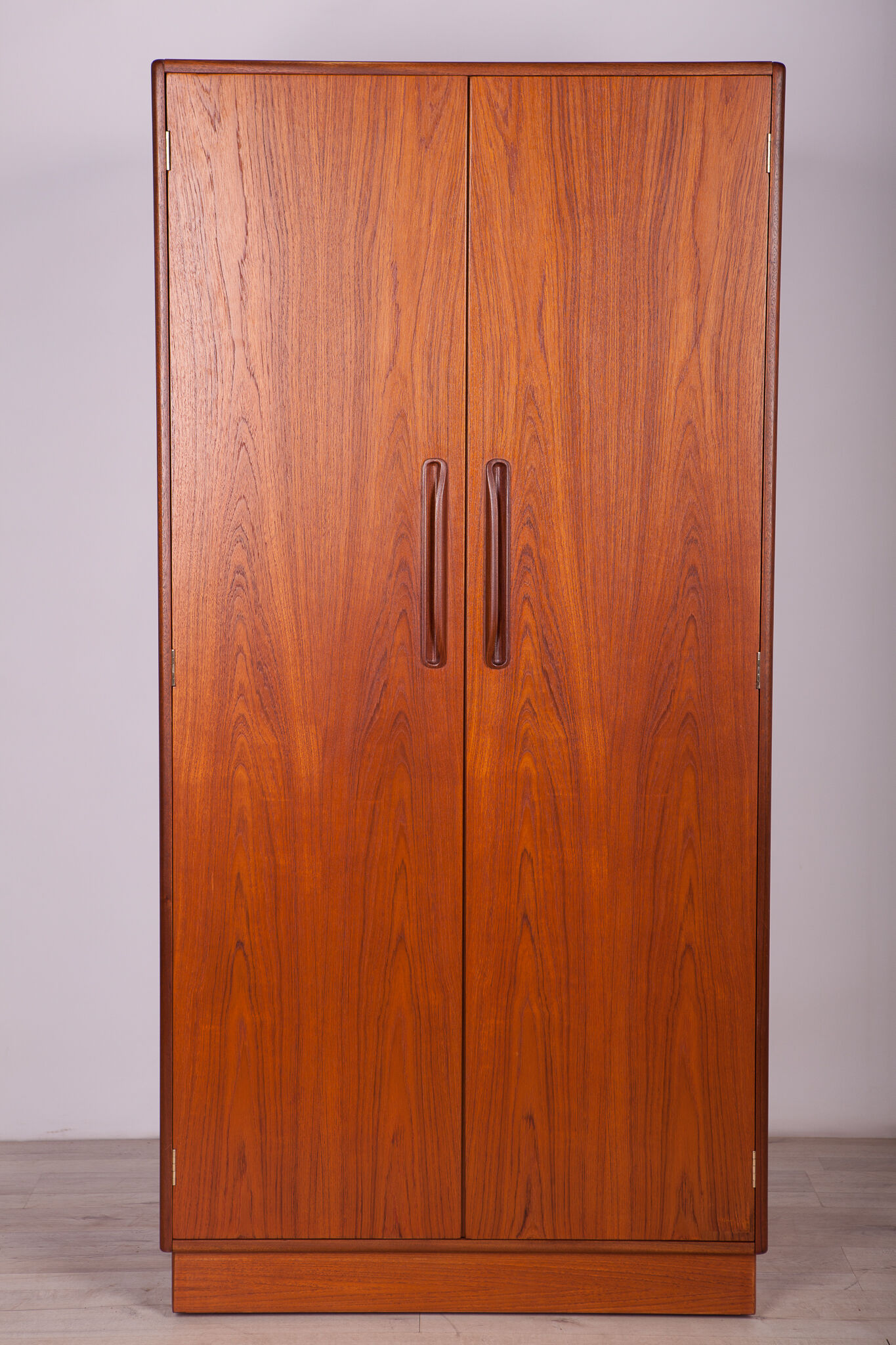 Mid-century teak wardrobe from g-plan, 1960s