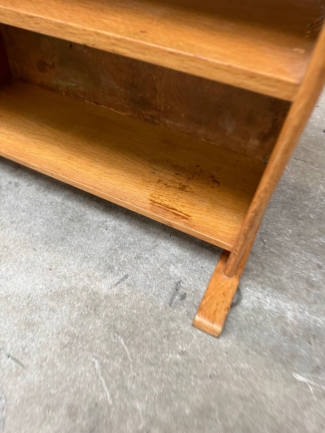 Secrétaire Cor Alons