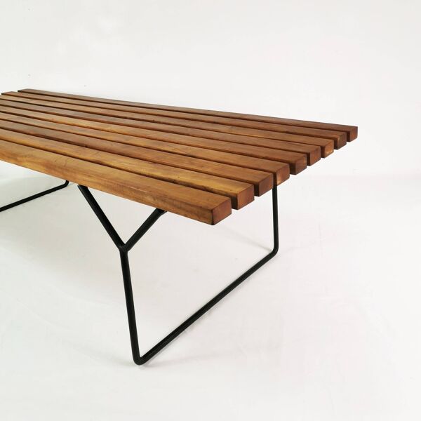 Banc modèle 400, Knoll International, conçu par Harry Bertoia, États-Unis, années 1950.