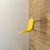 DSX chair by Herman Miller, Mobilier International