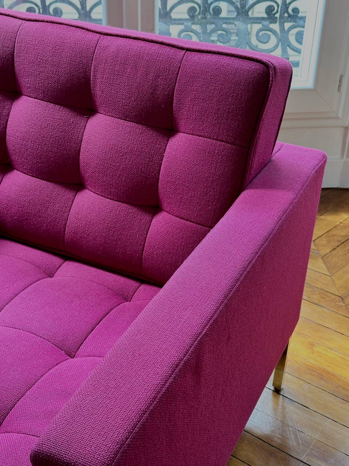 Florence Knoll armchair in fabric