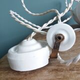 Adjustable "rise and fall" suspension, opaline and porcelain rise and fall