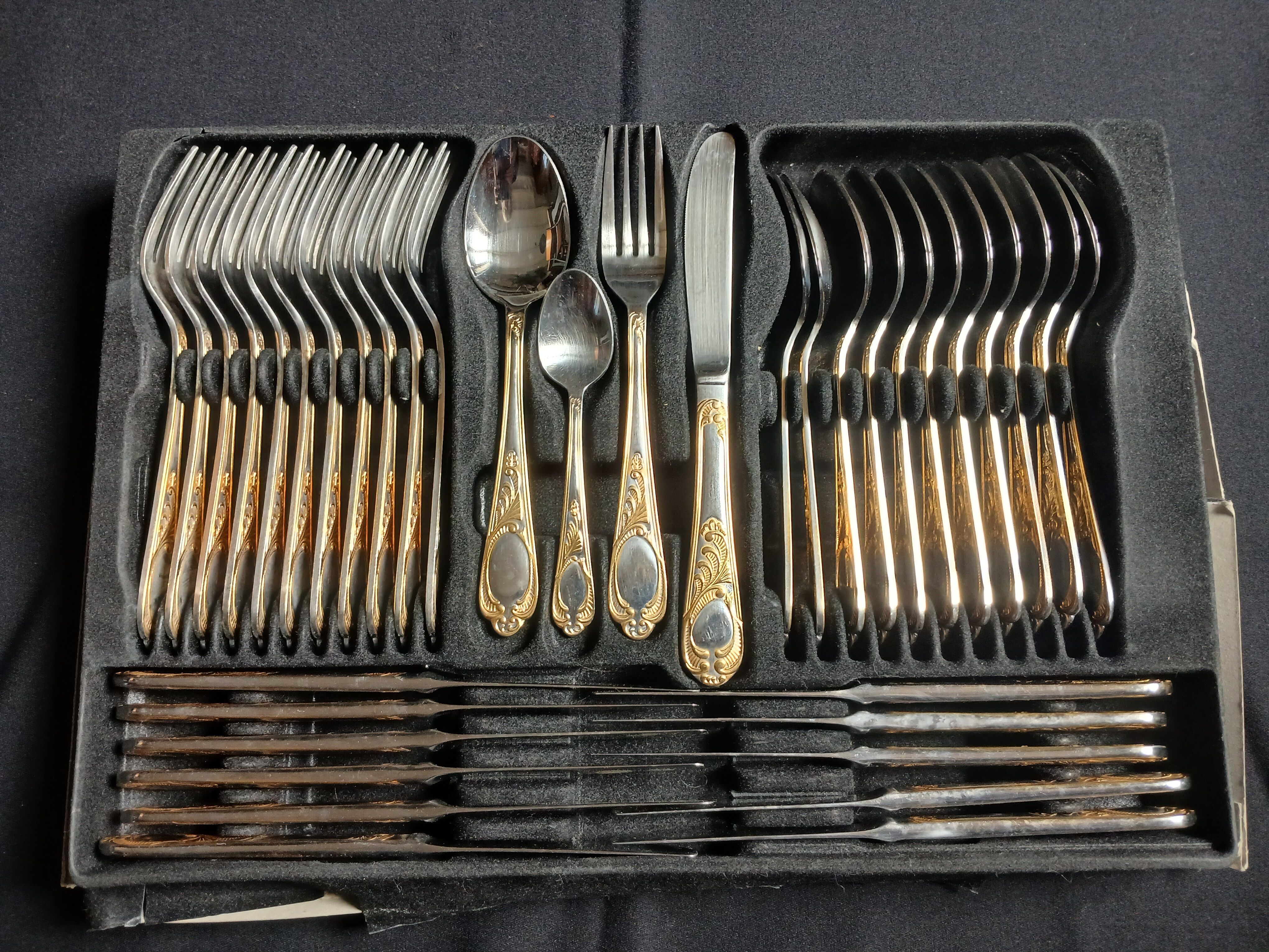 Ménagère de luxe SBS Solinger 63 pieces