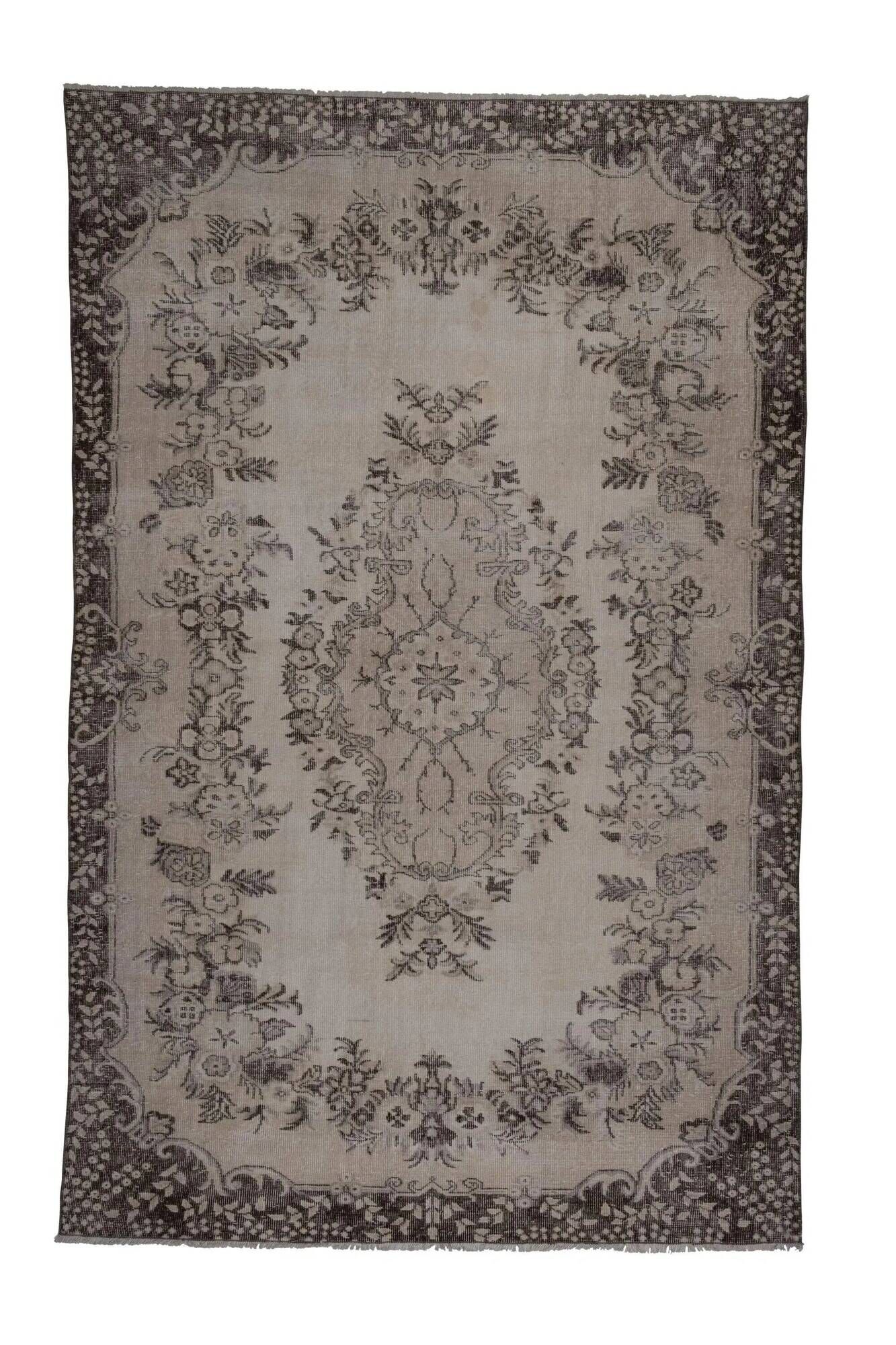 Vintage Turkish rug handmade 194x303 cm