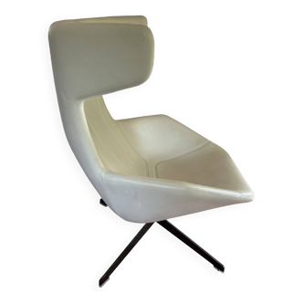 Moroso lounge chair “Take a Line” – Alfredo Häberli (Italy)