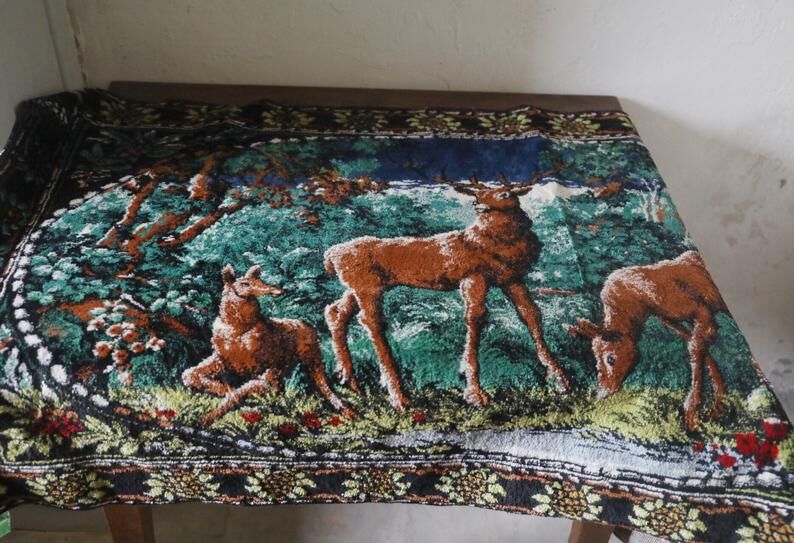 Old carpet  72x124cm