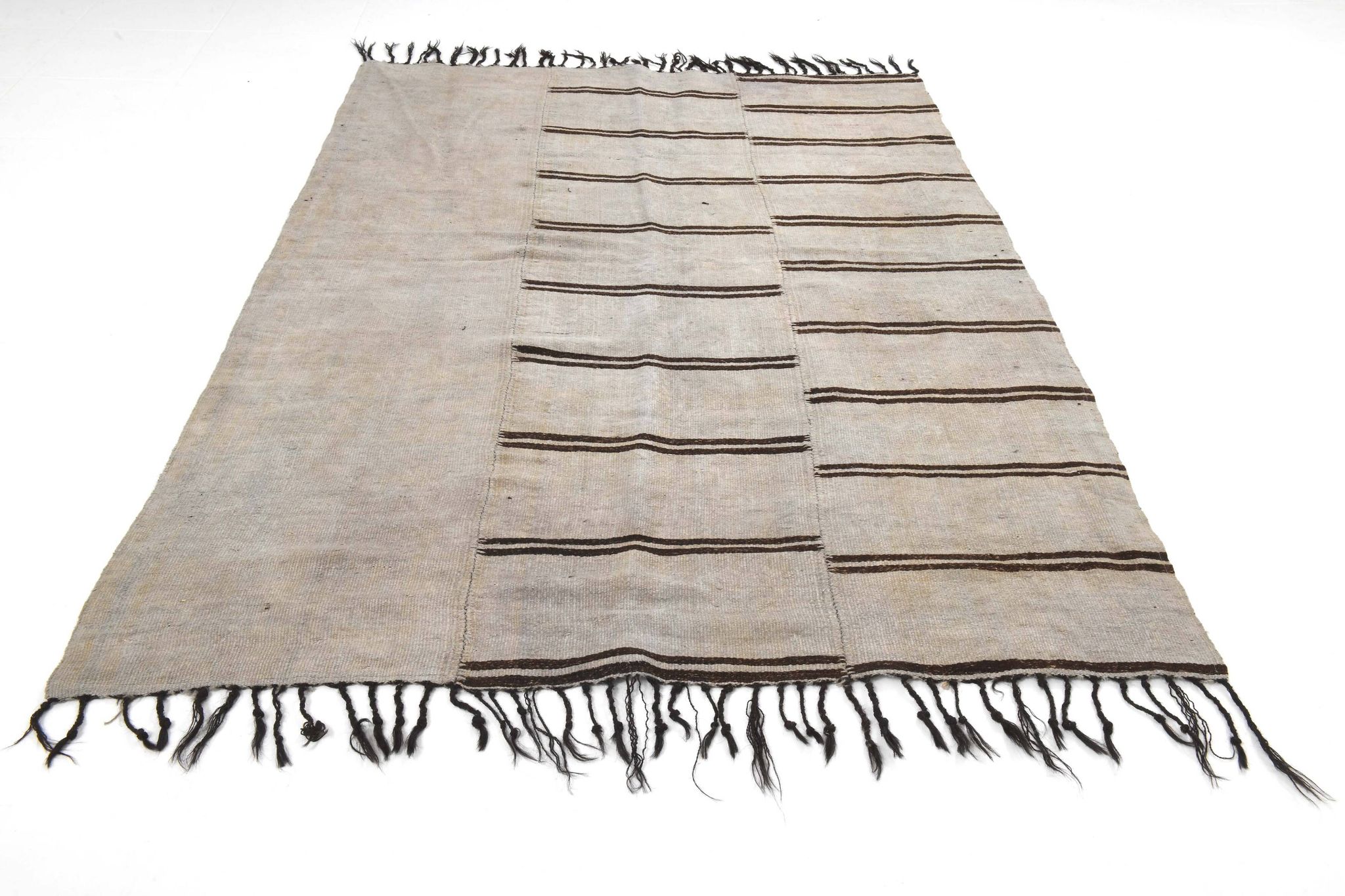 Dirty Gray & Black Hemp Kilim Rug, 161x235Cm