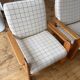 Paire de fauteuils en pin vintage 