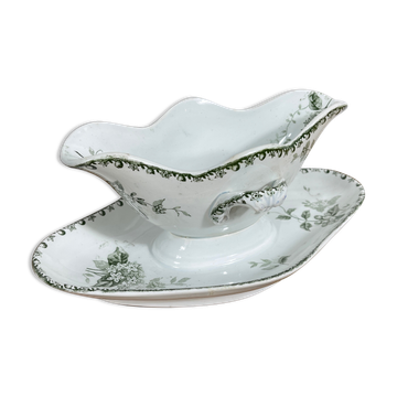 Saucière terre de fer 1900