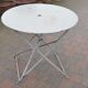 Table de jardin pliante en fer