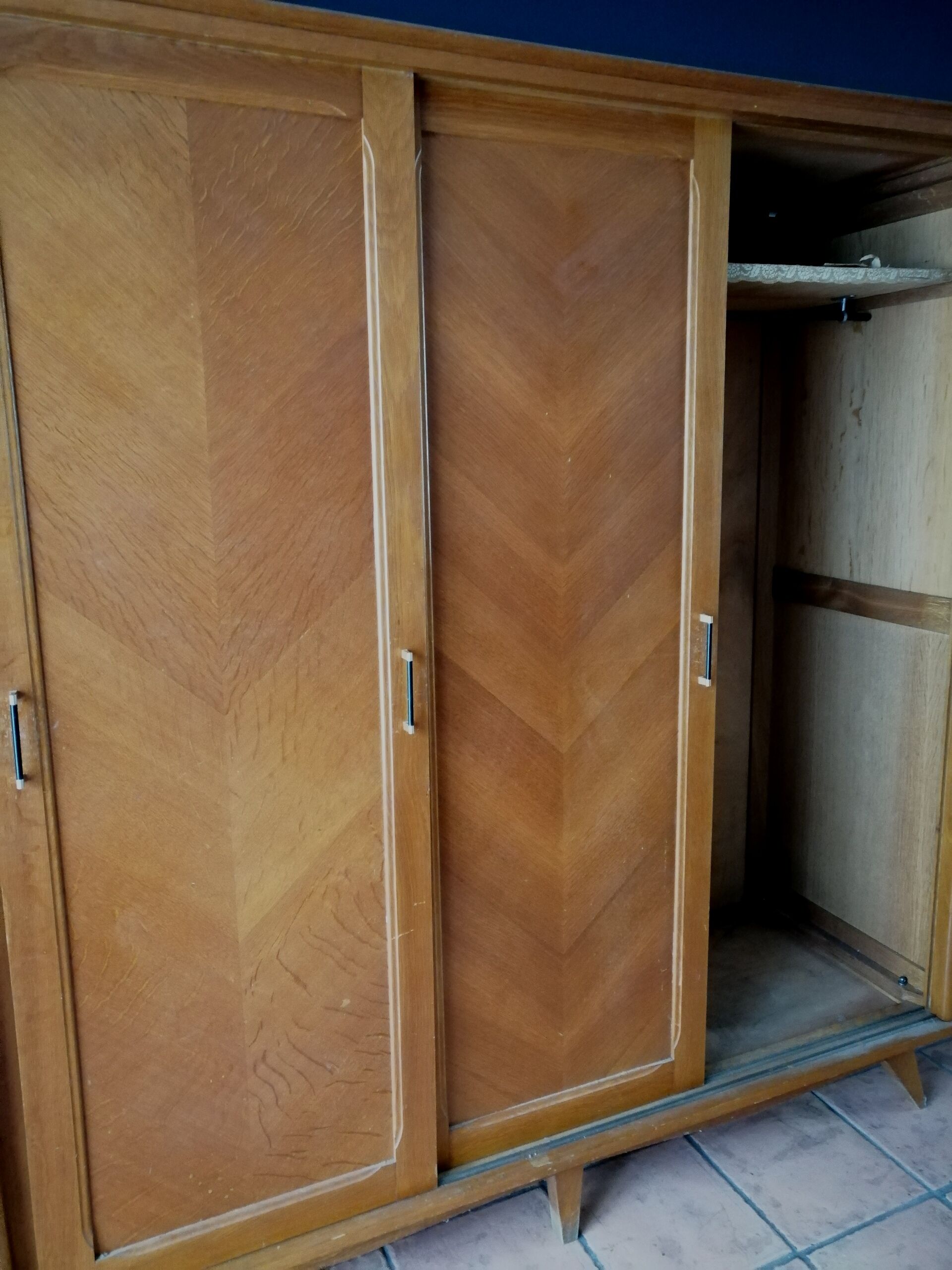 50s wardrobe - sliding doors