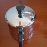 Chromlight teapot and Menesa sugar bowl set