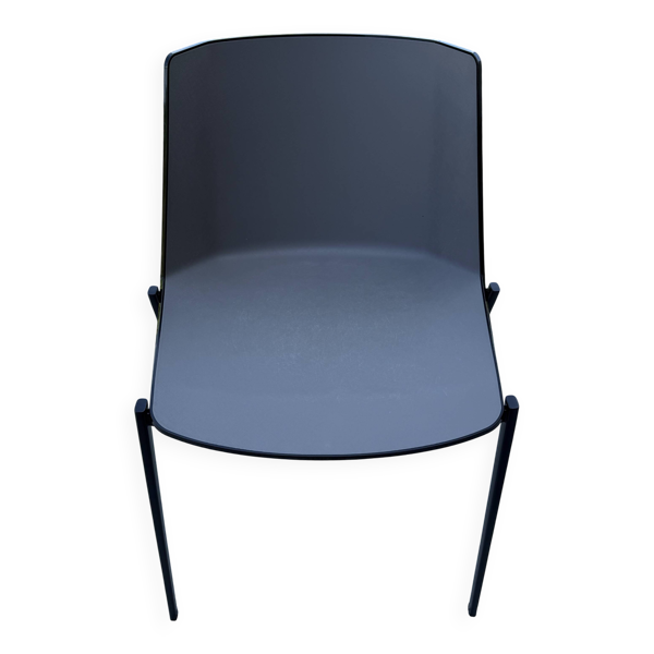 Chaise MDF Italia – AIKU, design Jean-Marie Massaud