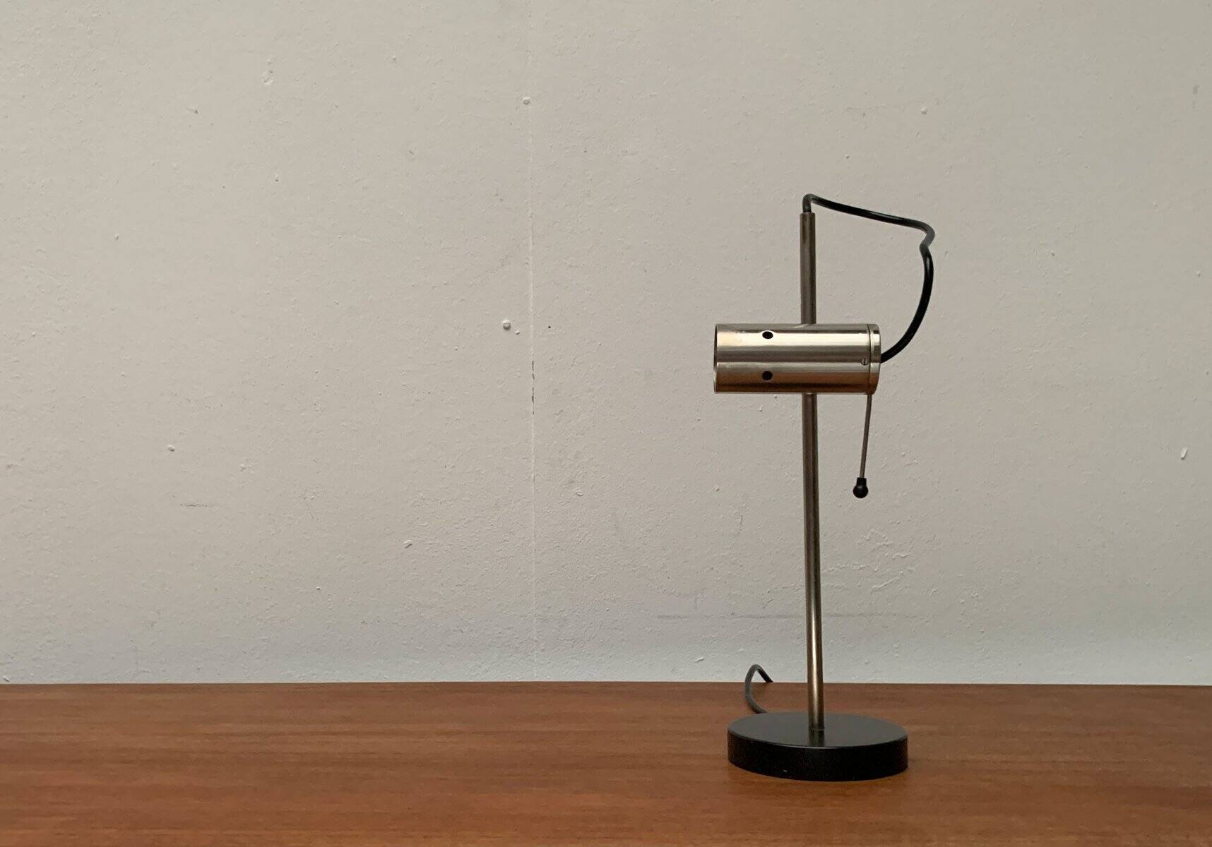 Italian table lamp model 251 from the mid-century by Tito Agnoli for Oluce, 1950s.