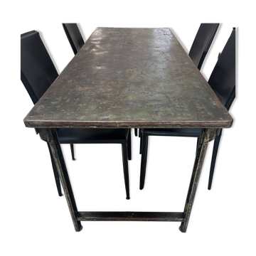 Table militaire ancienne indust