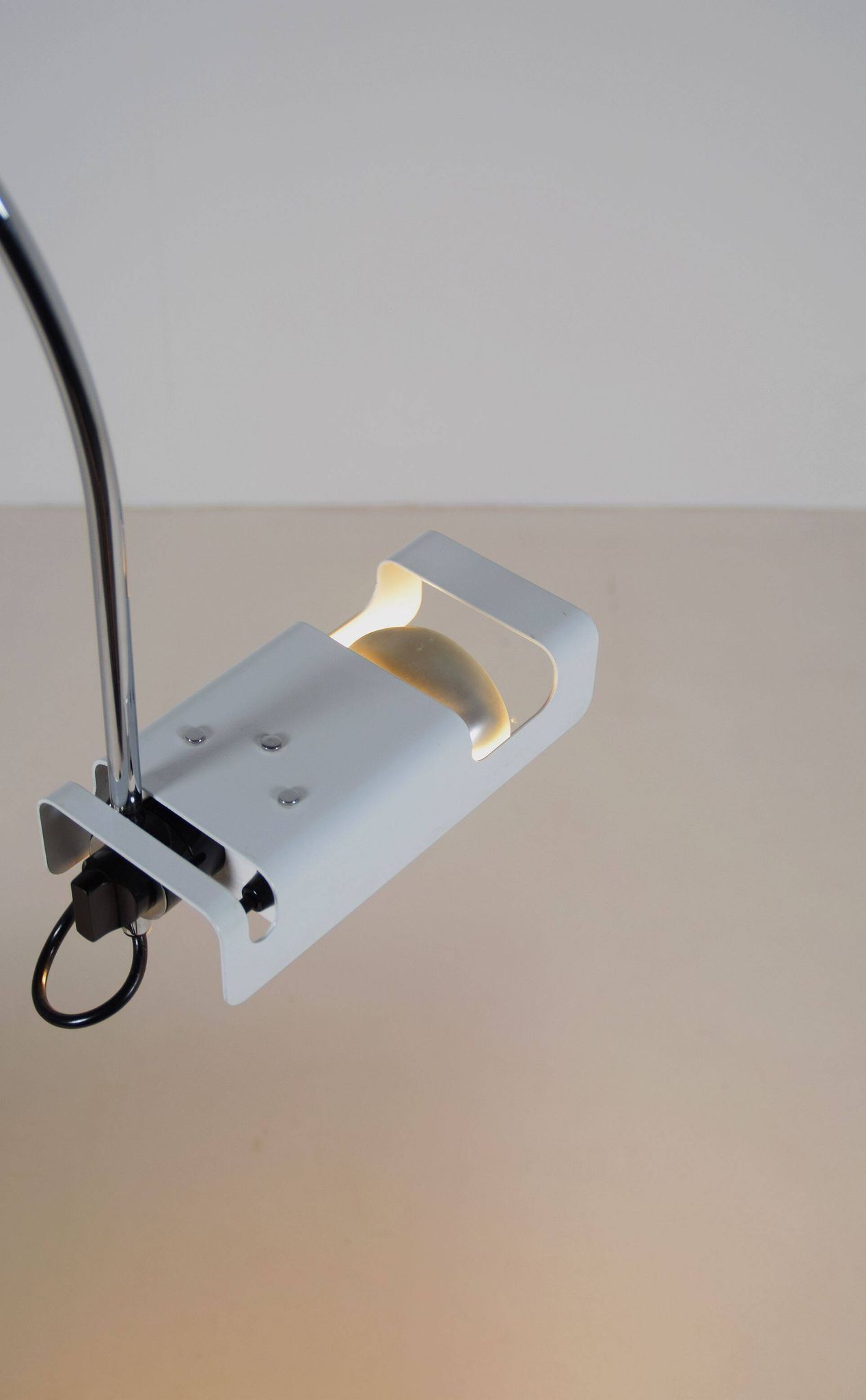 Lampe à pince Spider conçue par Joe Colombo pour Oluce, 1965
