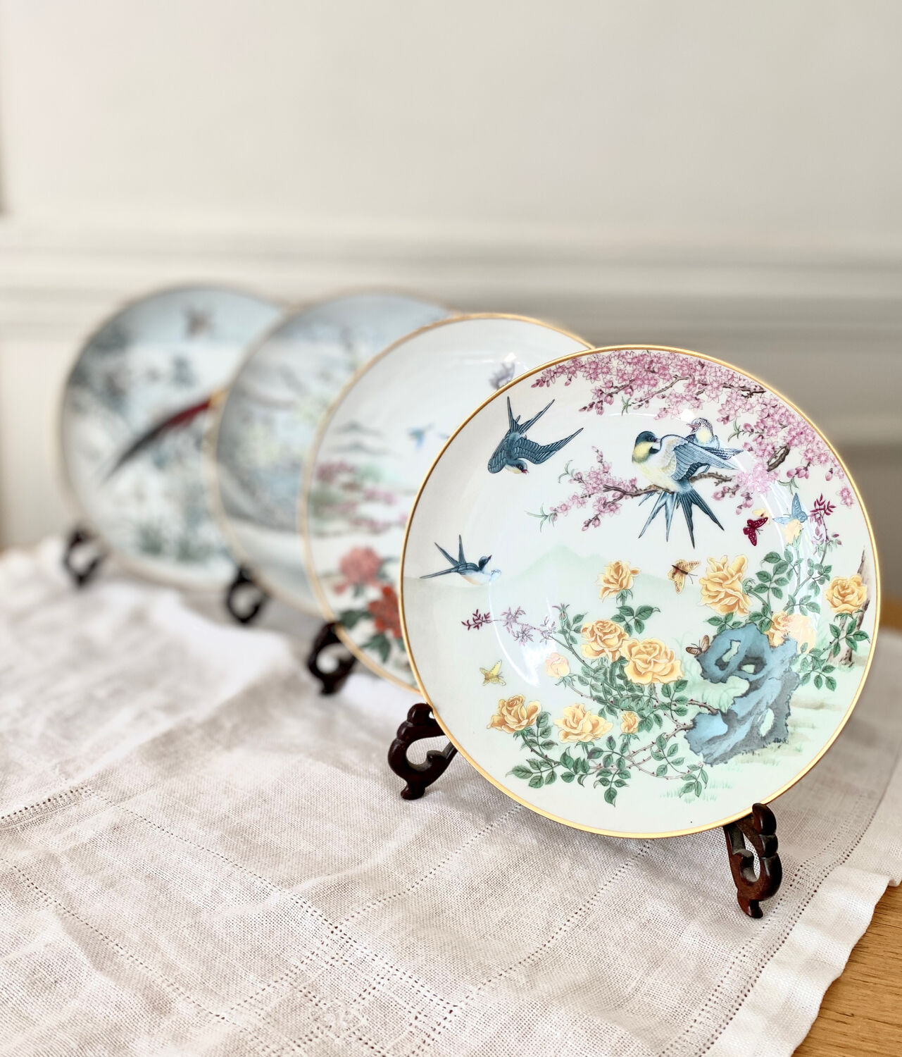 Lot 4 decorative plates porcelain Franklin mint FP Japan 1981