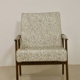 Henryk Lis 300-190 armchair year 70 loop fabric Ref: Balisto