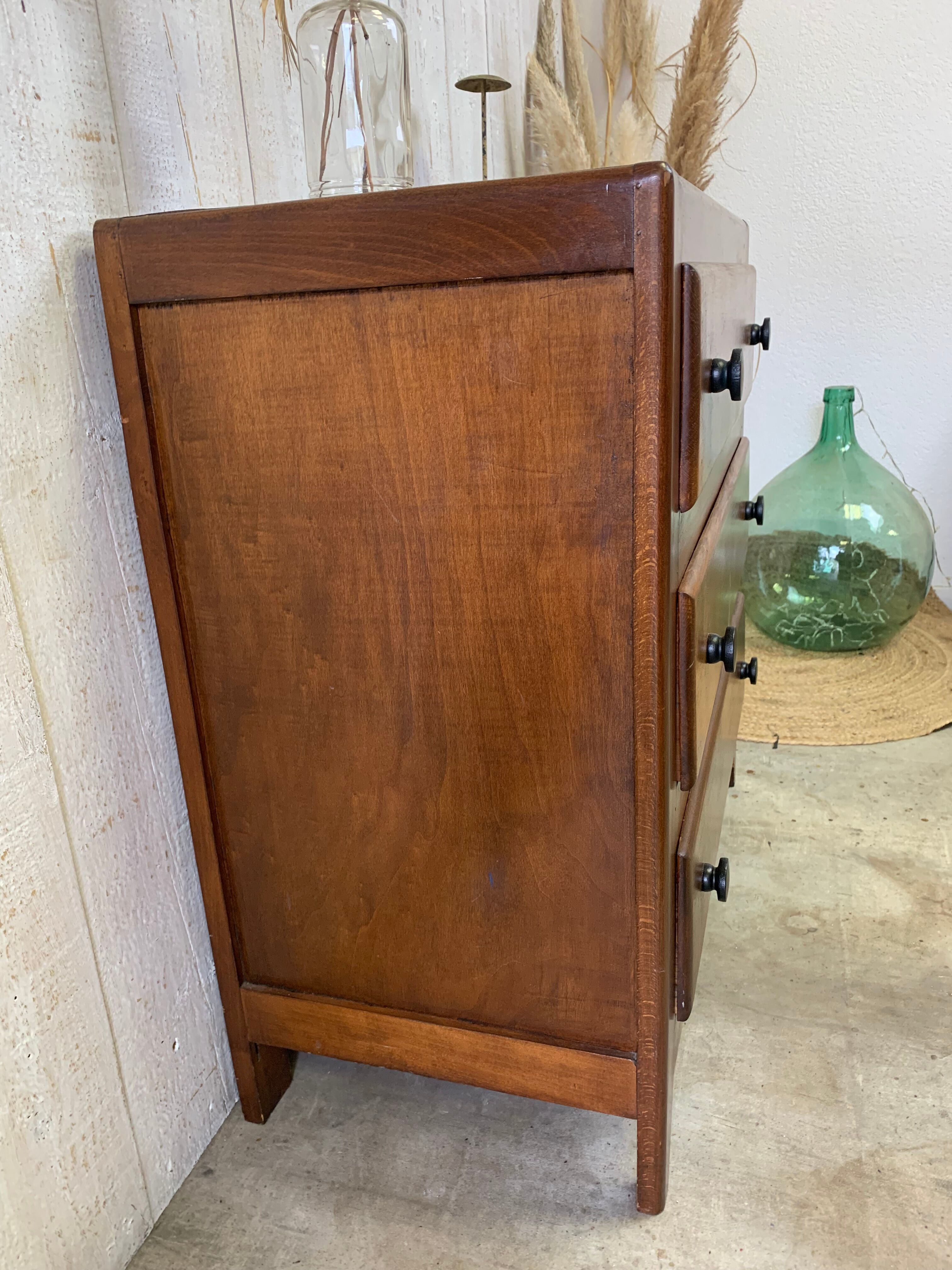 Commode vintage