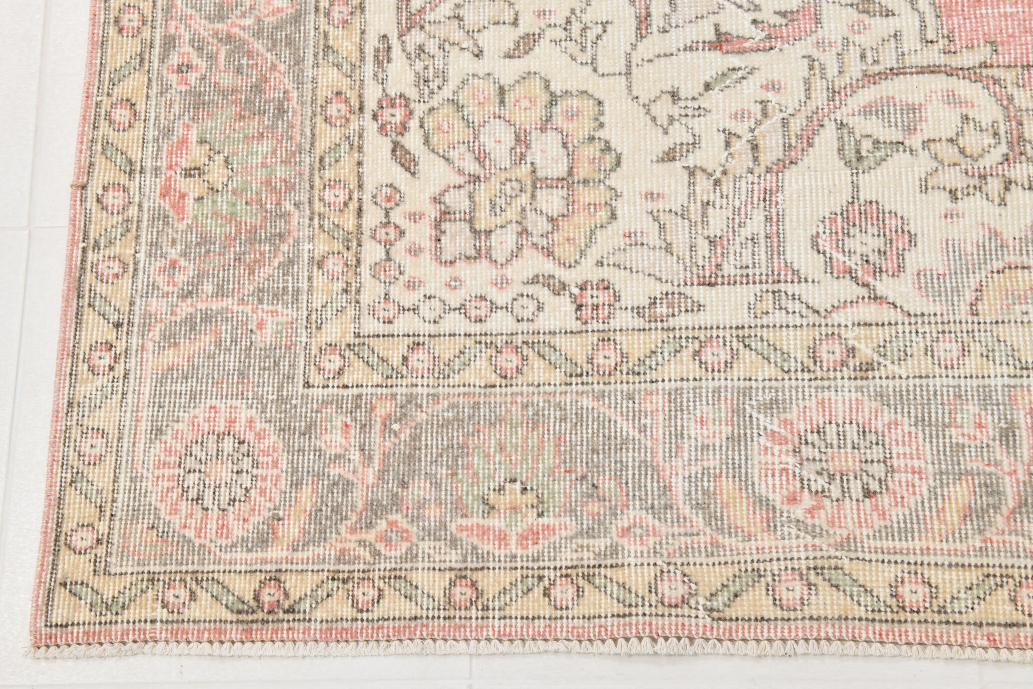 6x10 Pale Red Persian Rug, 189x304Cm