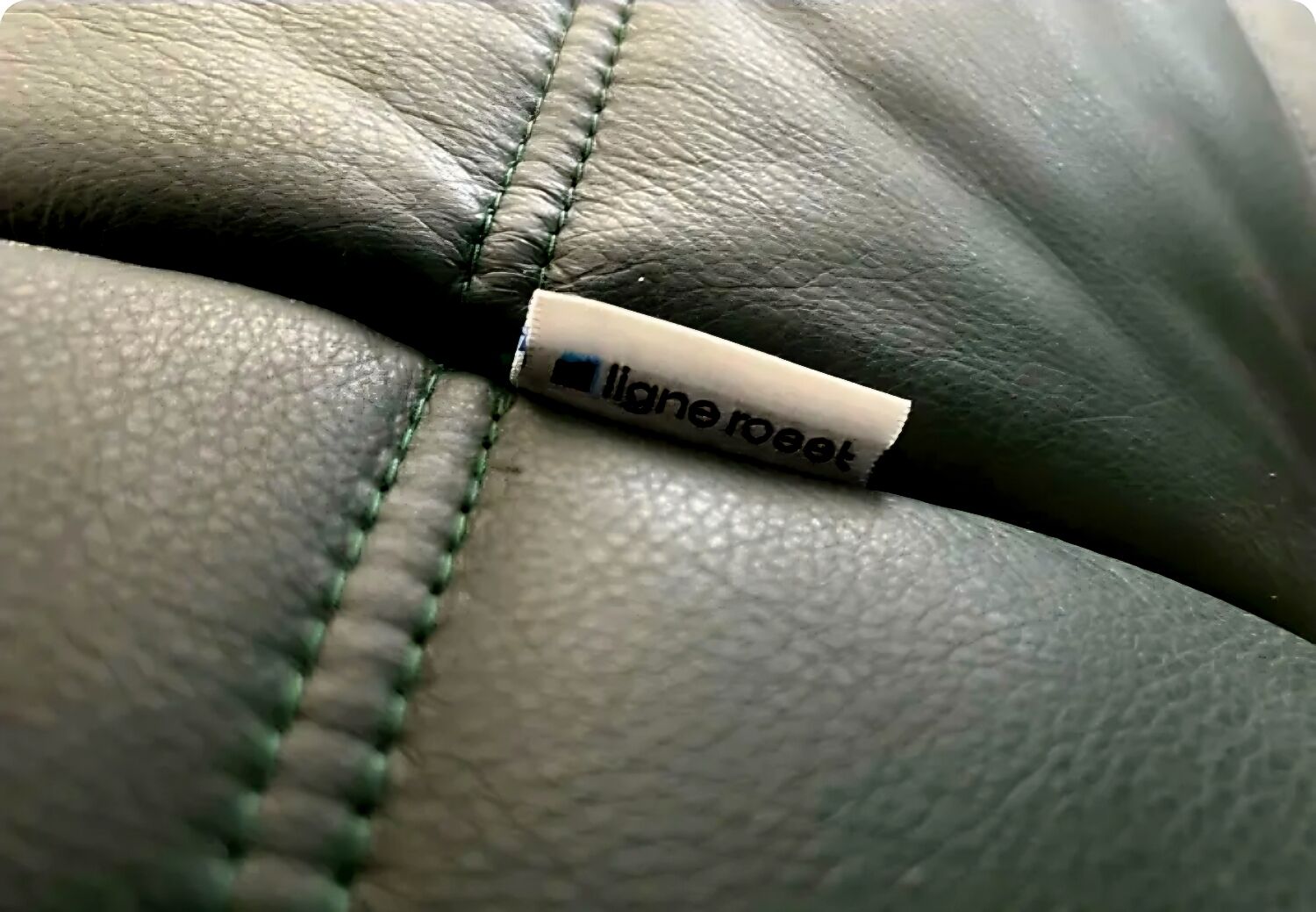 Three-seater leather canapé togo – Ligne Roset - circa 1990