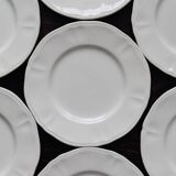 10 assiettes à dessert vintage en faïence ivoire au marli chantourné