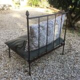 Set of 2 iron garden chairs