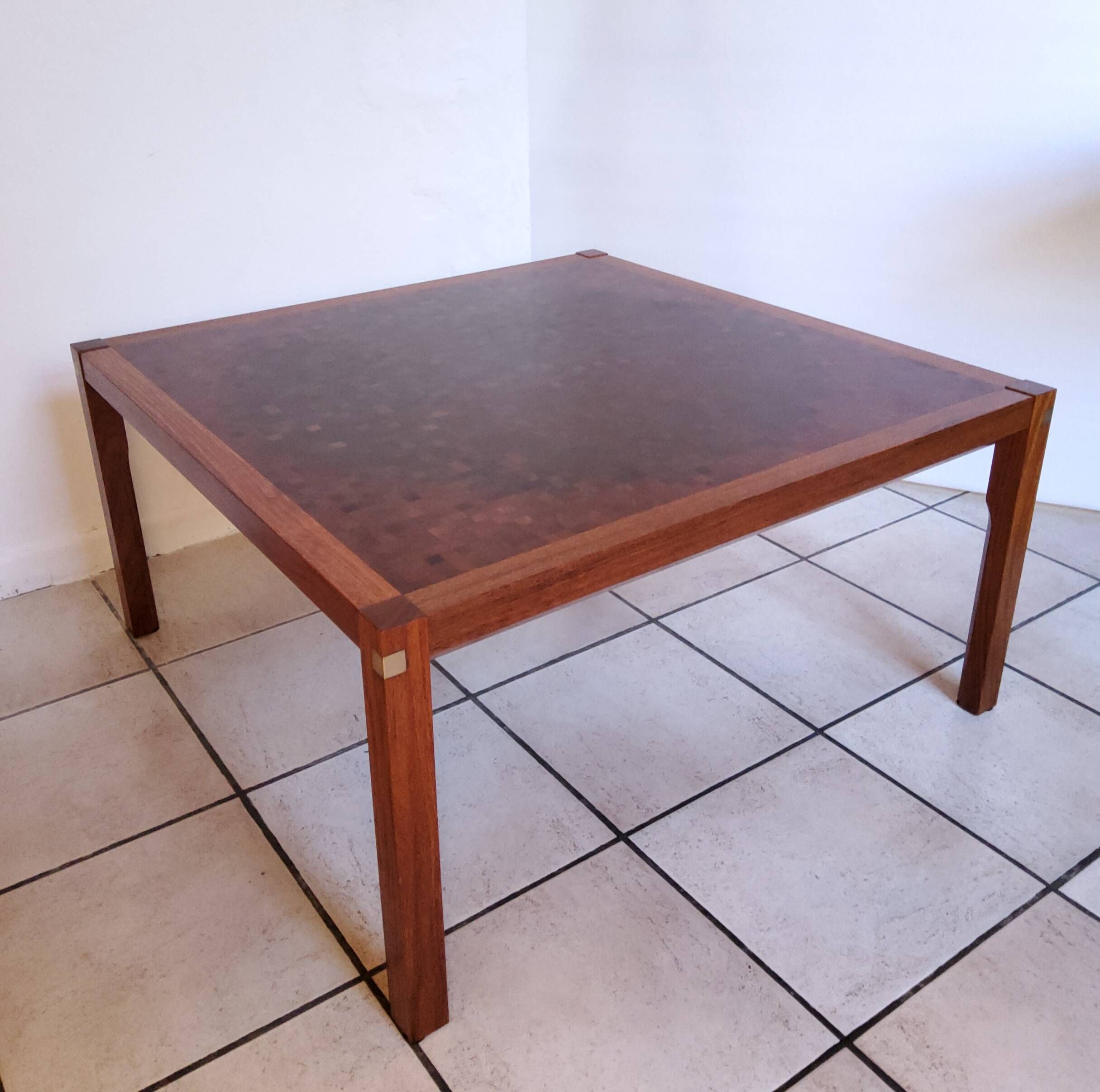Table basse scandinave en bois massif