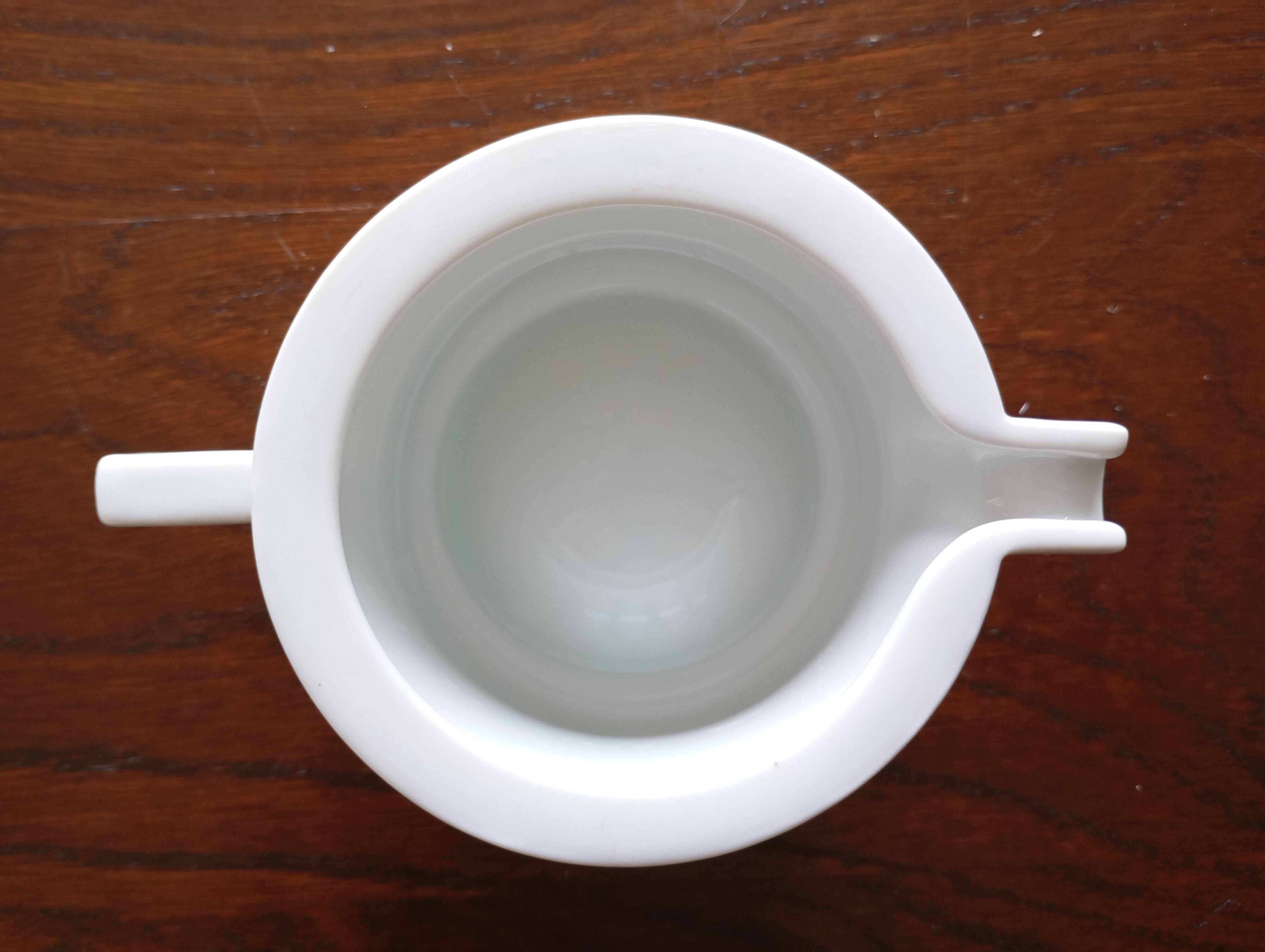 Arzberg Chromatics Graubeige milk jug (Gerald Gulotta)