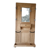 Entrance hall, renovated Art Deco coat rack