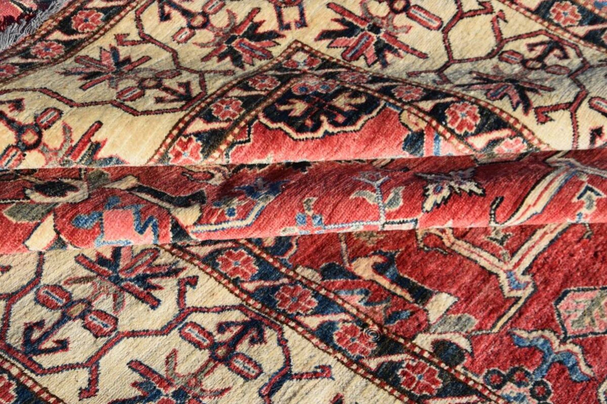 Tapis d'orient Ghazni : 3,20 x 2,20 mètres - Fait main