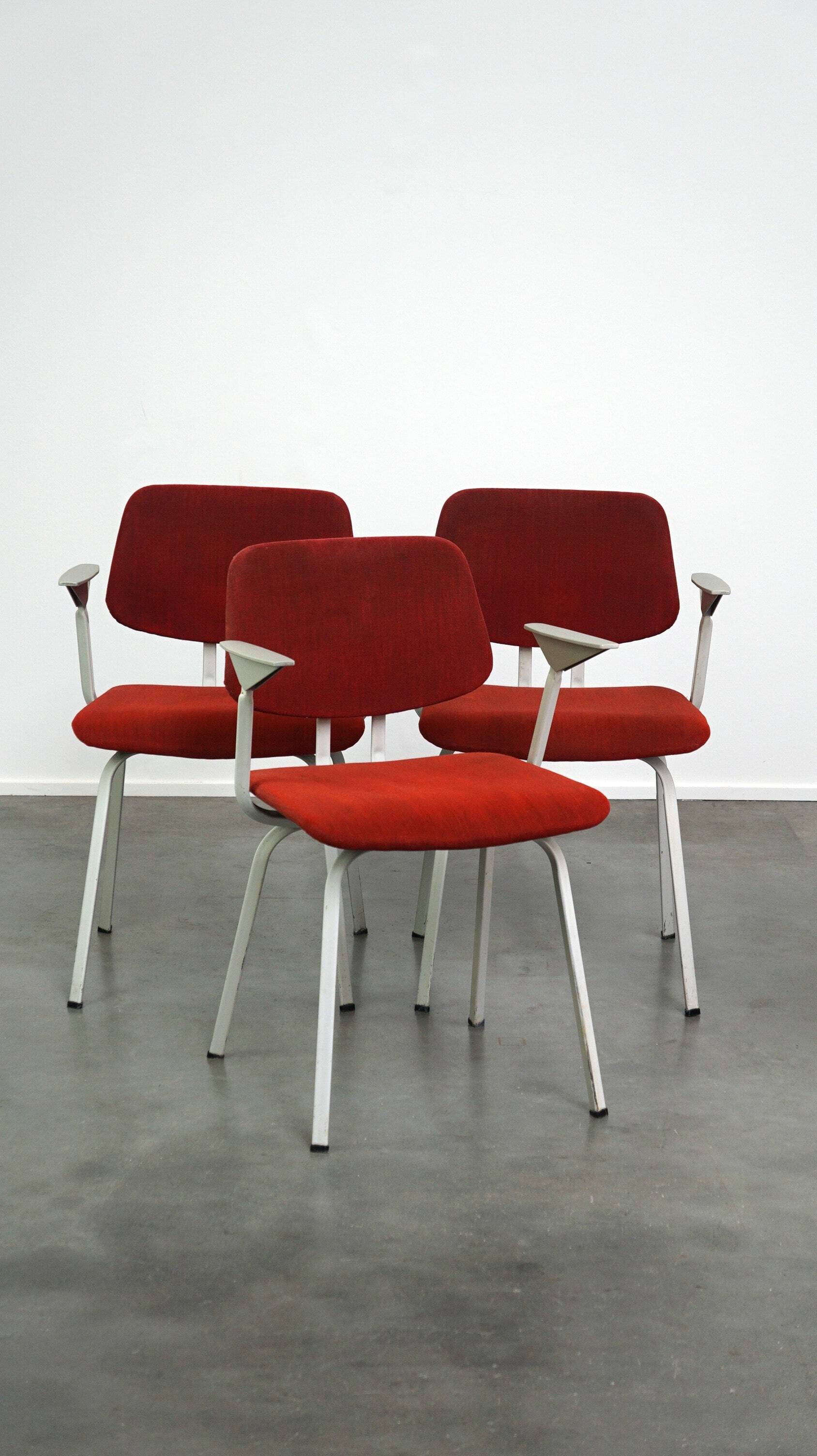 Set of 3 vintage design chairs by Friso Kramer for Ahrend de Cirkel from the late 1960s