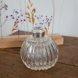Fine-ribbed crystal bottle
