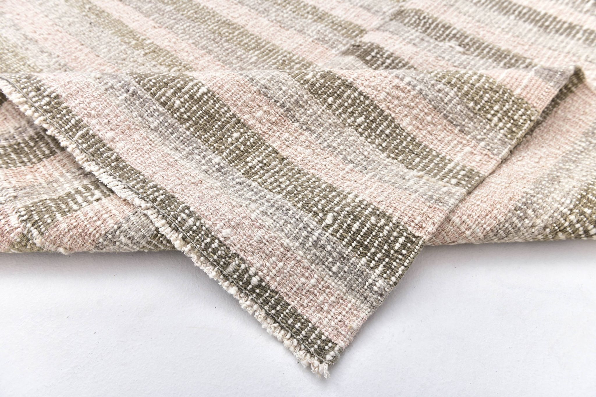 212x145 pink green wool kilim rugs, organic wool kilim rugs, scandinavian k